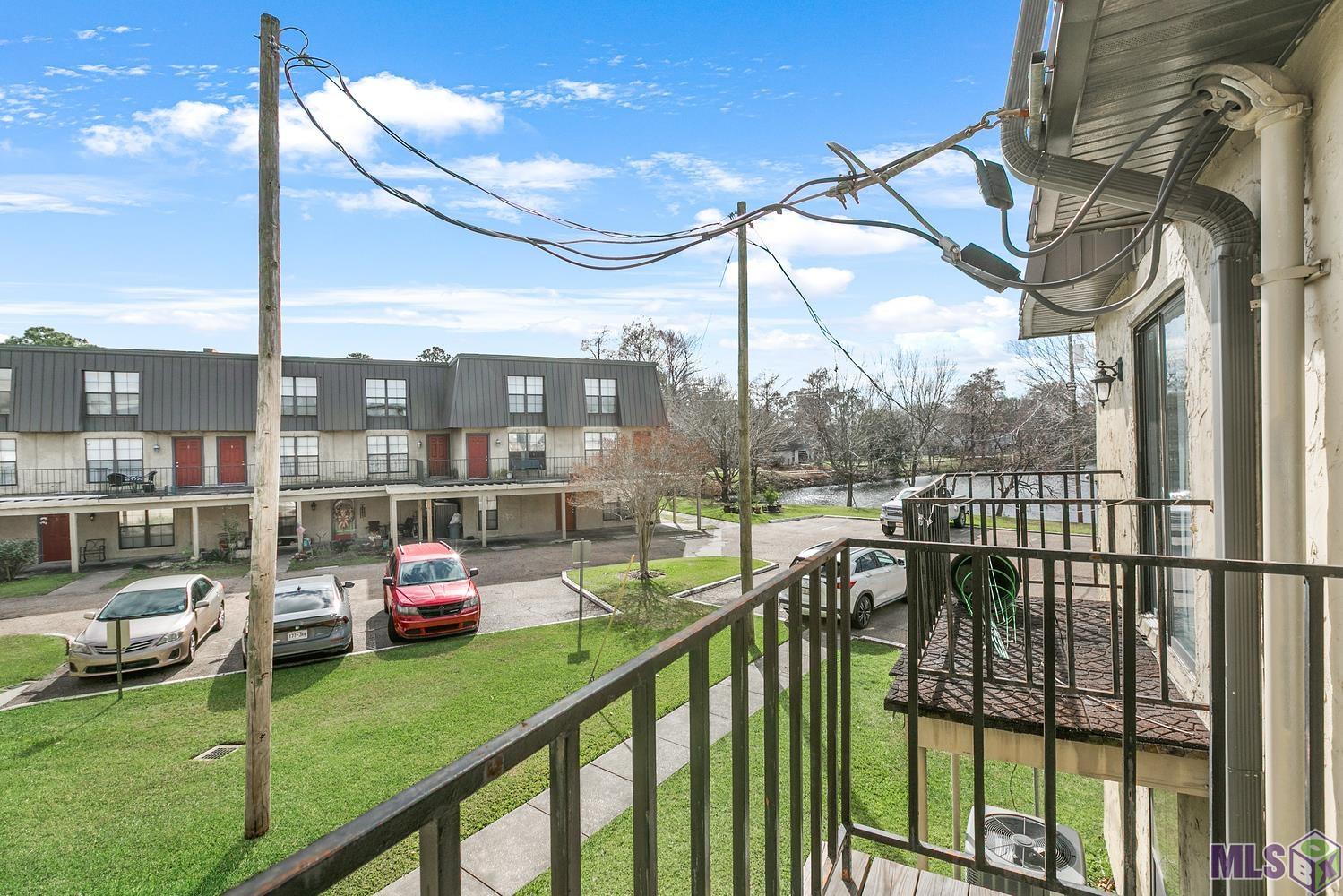 10302 West Winston Avenue, Unit 11 Baton Rouge, LA 70809 - Photo 11 of 18 Private balcony