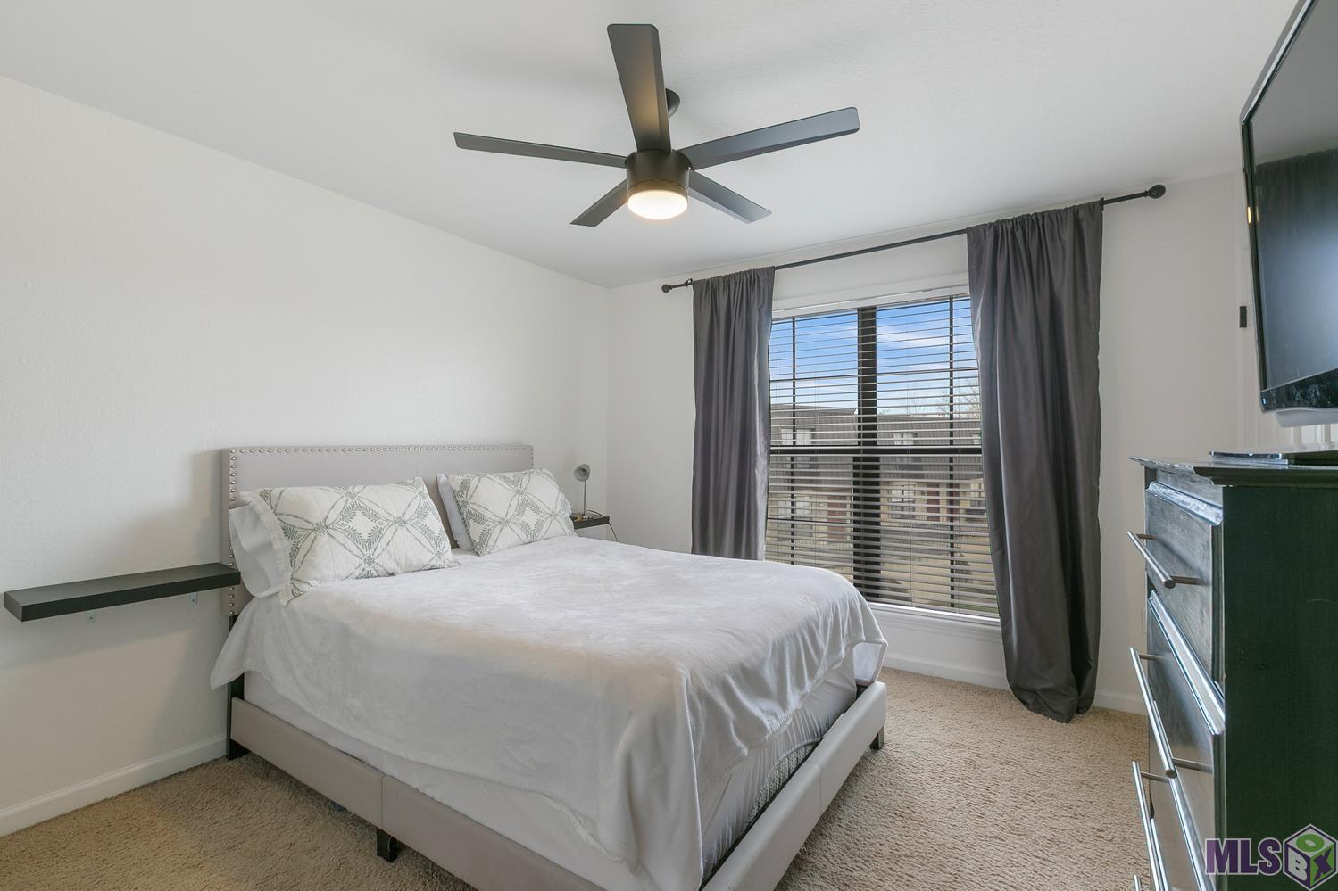 10302 West Winston Avenue, Unit 11 Baton Rouge, LA 70809 - Photo 7 of 18 Primary Bedroom