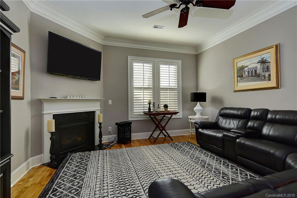 9514 Wheatfield Road, Unit 20 Charlotte, NC 28277 - Photo 4 of 29 Gallery Image 4