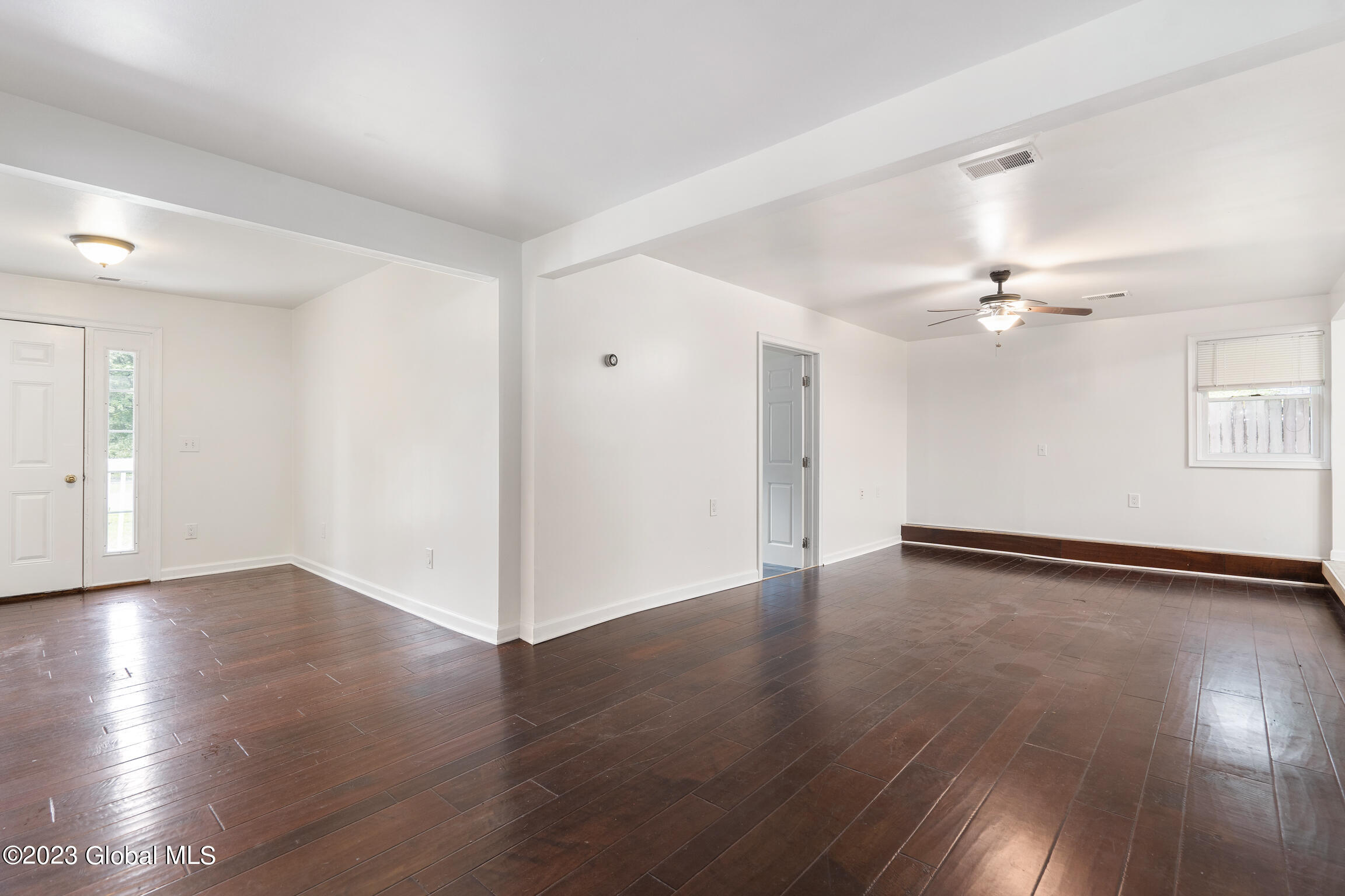 52 Guideboard Road Waterford, NY 12188 - Photo 4 of 25 4