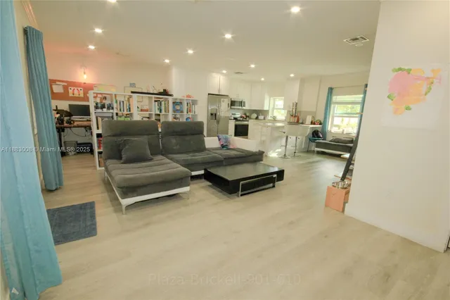 $799,452 | 2754 Southwest 36th Avenue, Miami, FL 33133