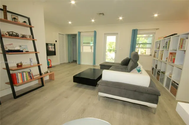 $799,452 | 2754 Southwest 36th Avenue, Miami, FL 33133