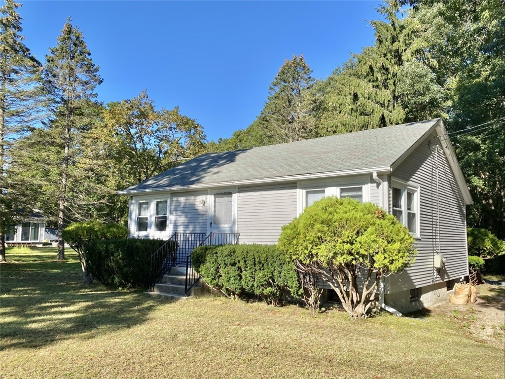 437 Hopkins Hill Road Coventry, RI 02816 - Photo 8 of 48 Gallery Image 8