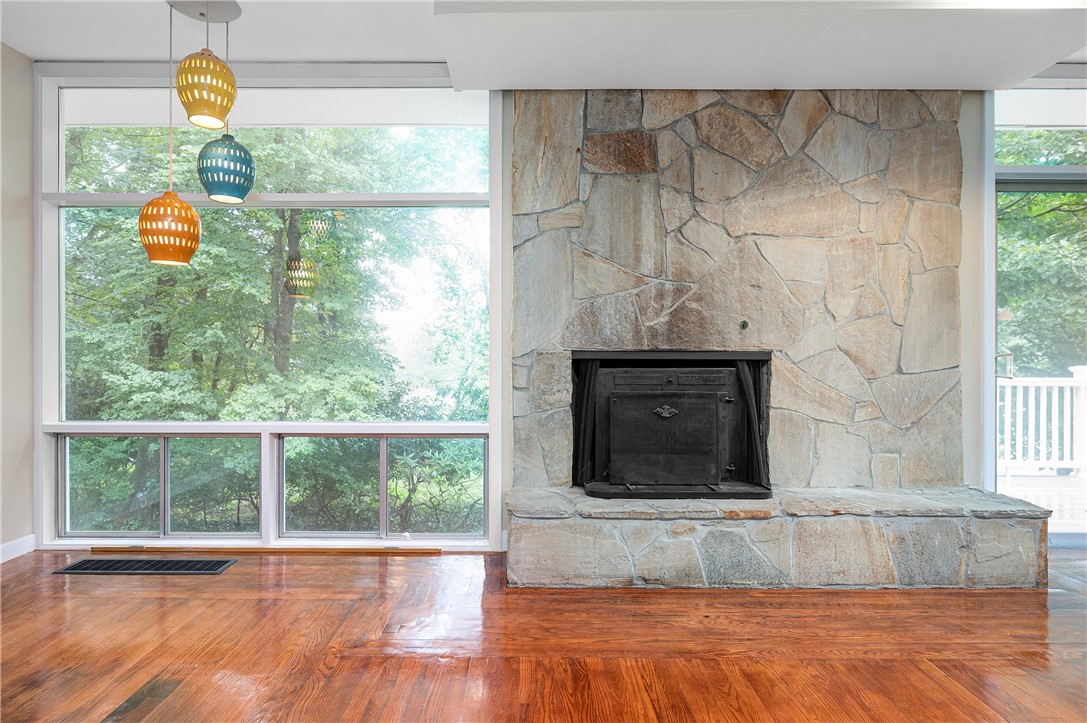321 Rockland Road Scituate, RI 02857 - Photo 13 of 28 Gallery Image 13