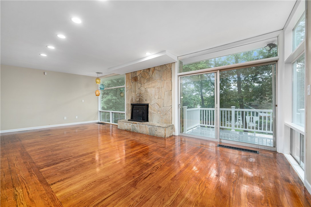 321 Rockland Road Scituate, RI 02857 - Photo 15 of 28 Gallery Image 15