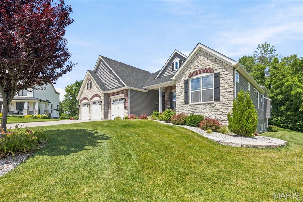 312 Deep Ravine Court St. Charles, MO 63301 - Photo 6 of 99