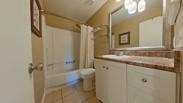 $121,499 | 2303 West Michigan Avenue, Unit E8, Pensacola, FL 32526