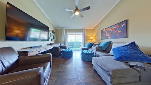 $121,499 | 2303 West Michigan Avenue, Unit E8, Pensacola, FL 32526