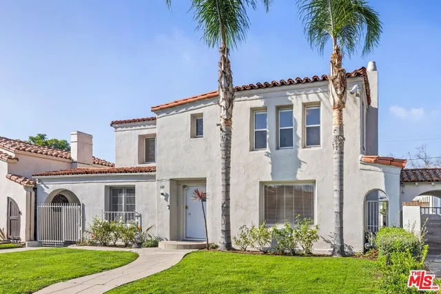 $8,995 | 141 South Vista Street, Los Angeles, CA 90036