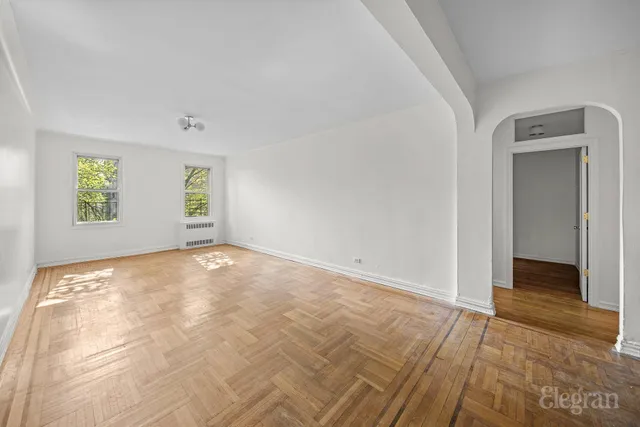 a picture of a wall with a white wall