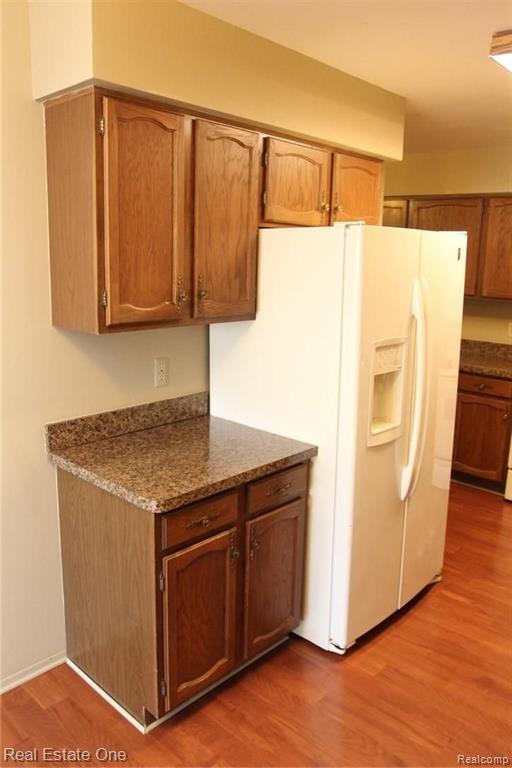 1870 Burning Bush Court Rochester Hills, MI 48309 - Photo 15 of 27