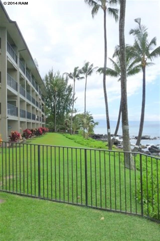 4095 Lower Honoapiilani Road, Unit 113 Lahaina, HI 96761 - Photo 16 of 24 Gallery Image 16