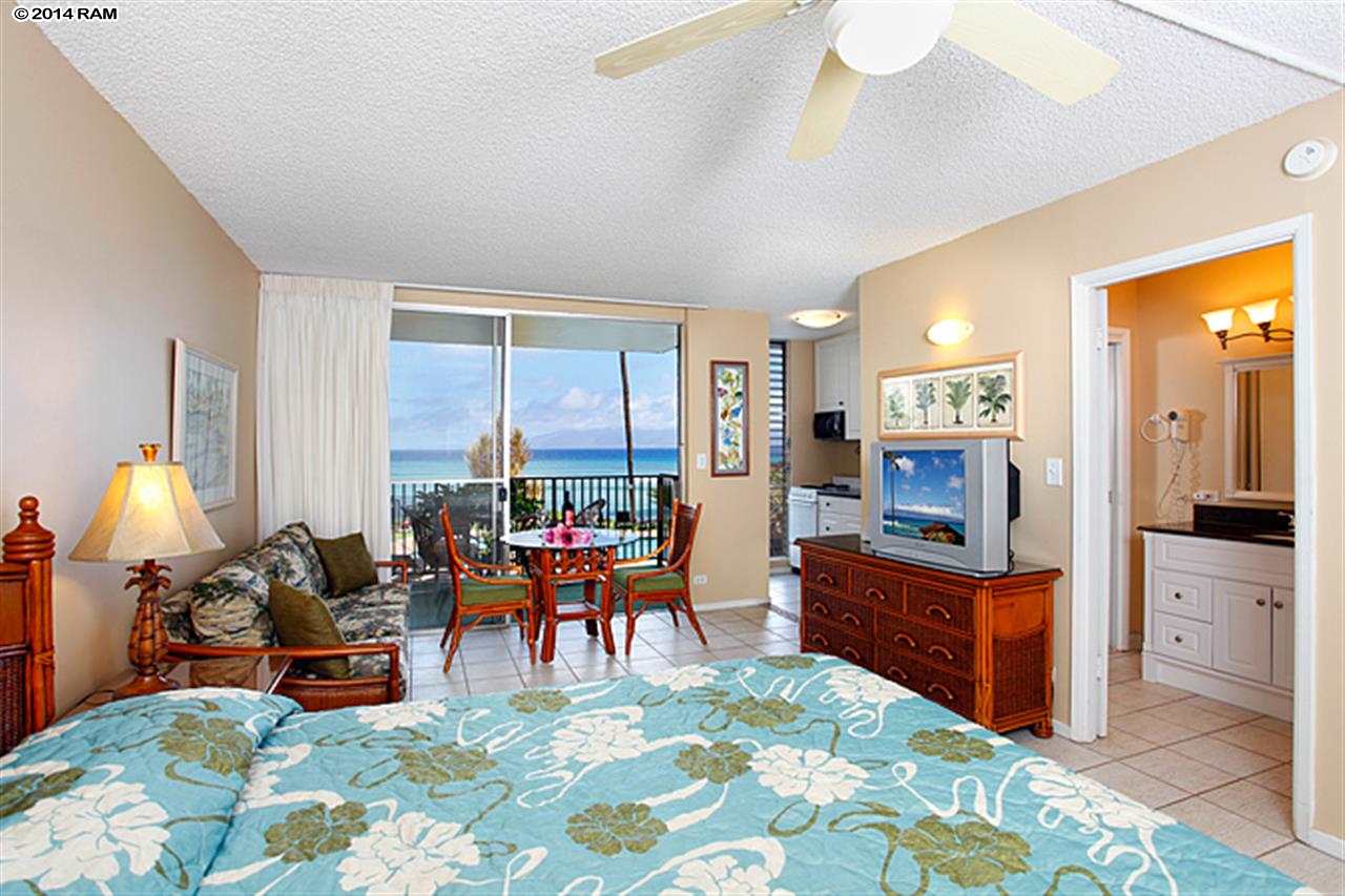 4095 Lower Honoapiilani Road, Unit 113 Lahaina, HI 96761 - Photo 4 of 24 Gallery Image 4