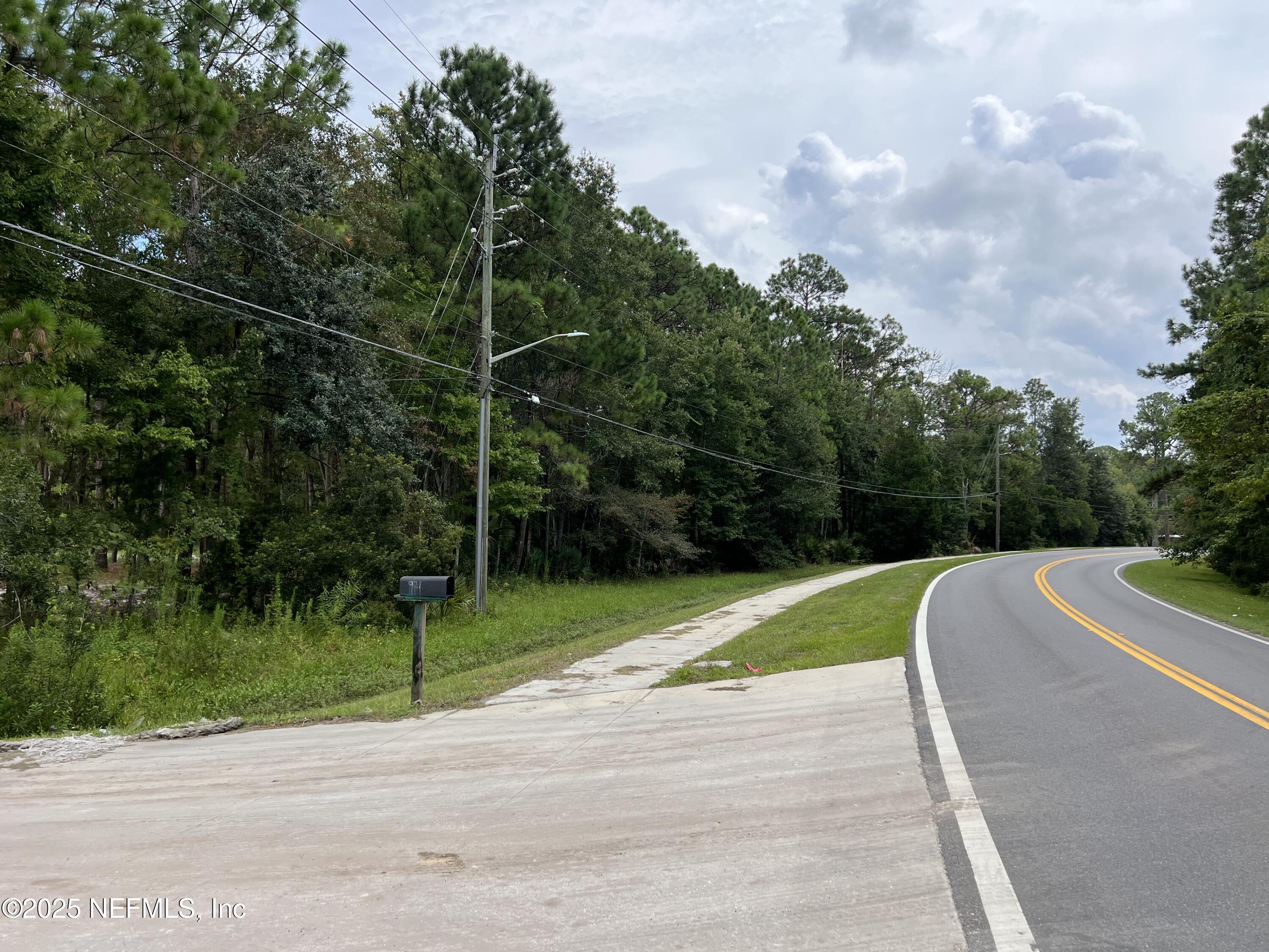 921 Cole Road Jacksonville, FL 32218 - Photo 8 of 21 a view of a basketball court