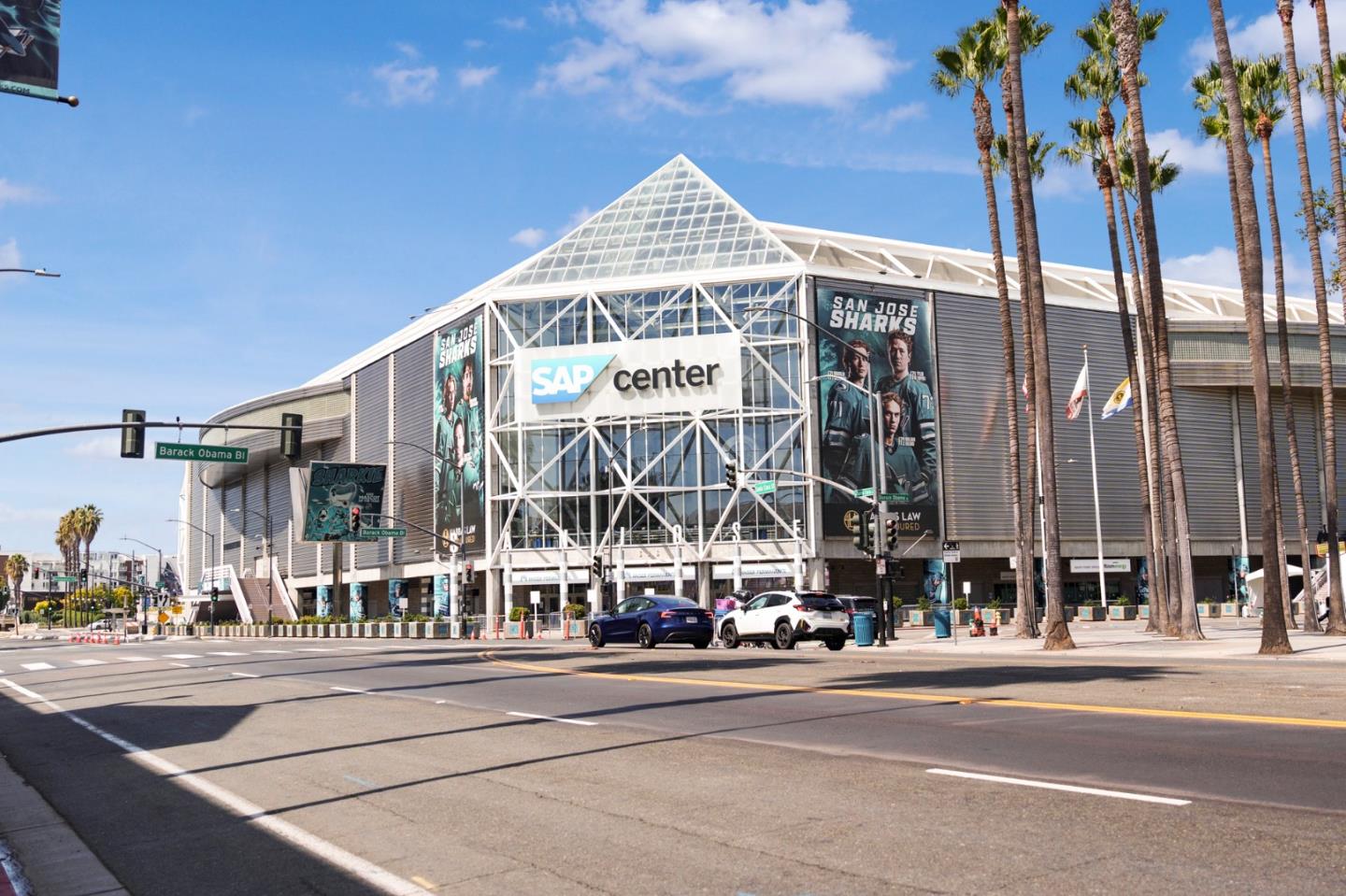 674 South 5th Street San Jose, CA 95112 - Photo 32 of 32 a view of a building and a street