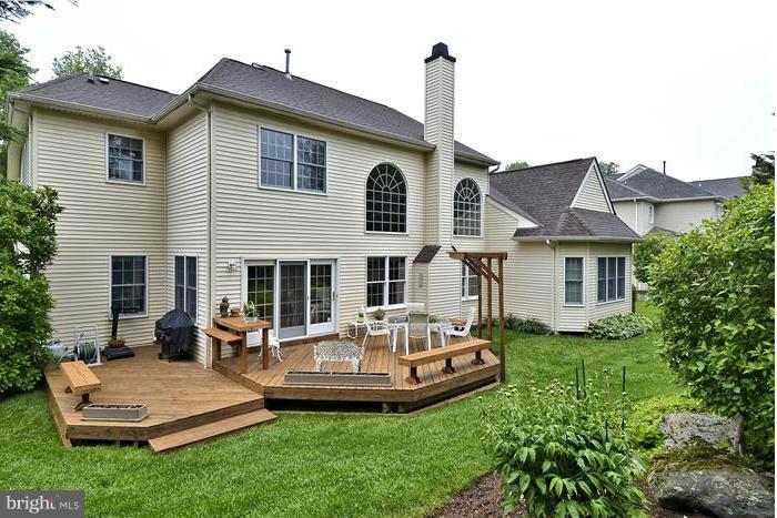 162 Colony Crossing Edgewater, MD 21037 - Photo 2 of 30 Exterior (Rear)