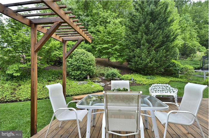 162 Colony Crossing Edgewater, MD 21037 - Photo 5 of 30 Deck with Arbor