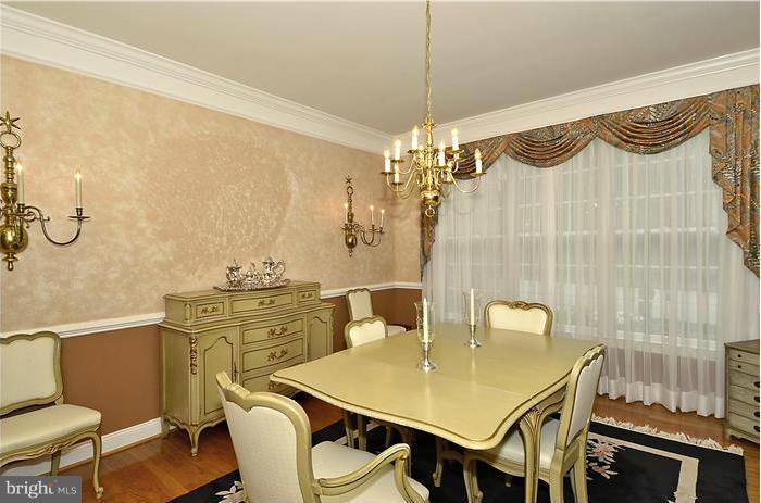 162 Colony Crossing Edgewater, MD 21037 - Photo 10 of 30 Dining Room