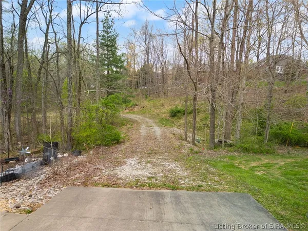 $175,000 | Erin Court, Floyds Knobs, IN 47119