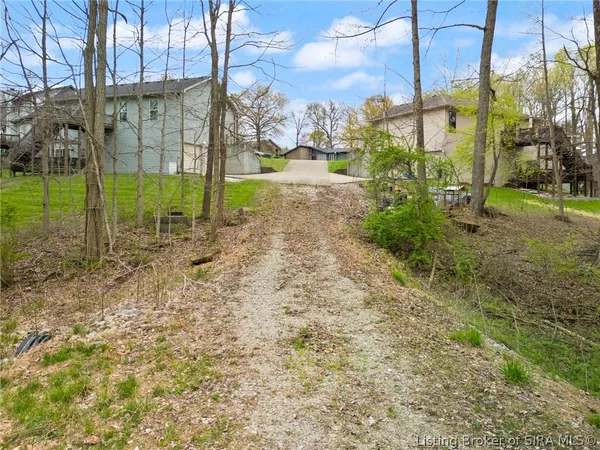 $175,000 | Erin Court, Floyds Knobs, IN 47119