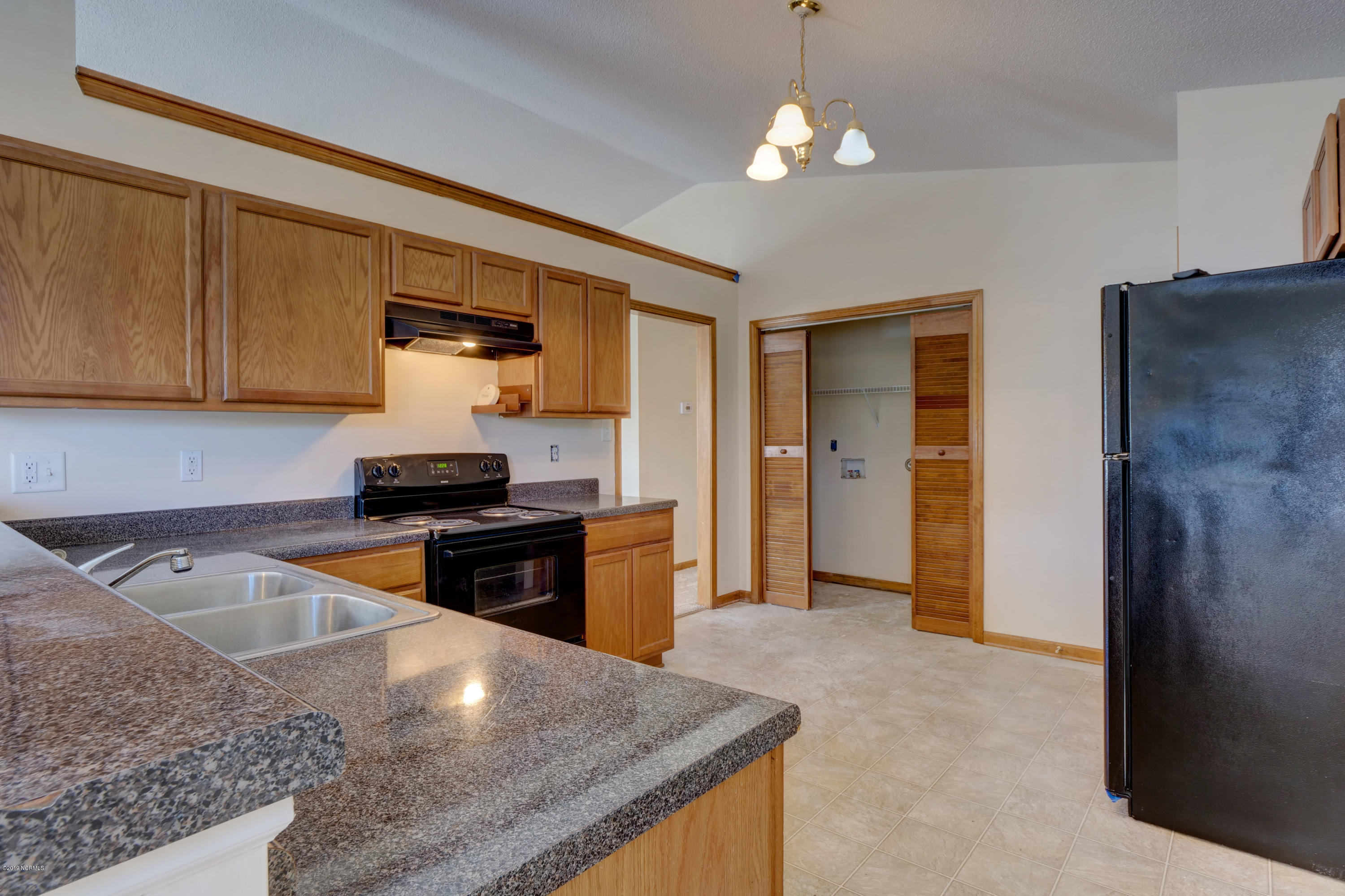 111 Poplar Ridge Road Jacksonville, NC 28546 - Photo 13 of 32 111 Poplar Ridge Rd-print-013-8-P3077021