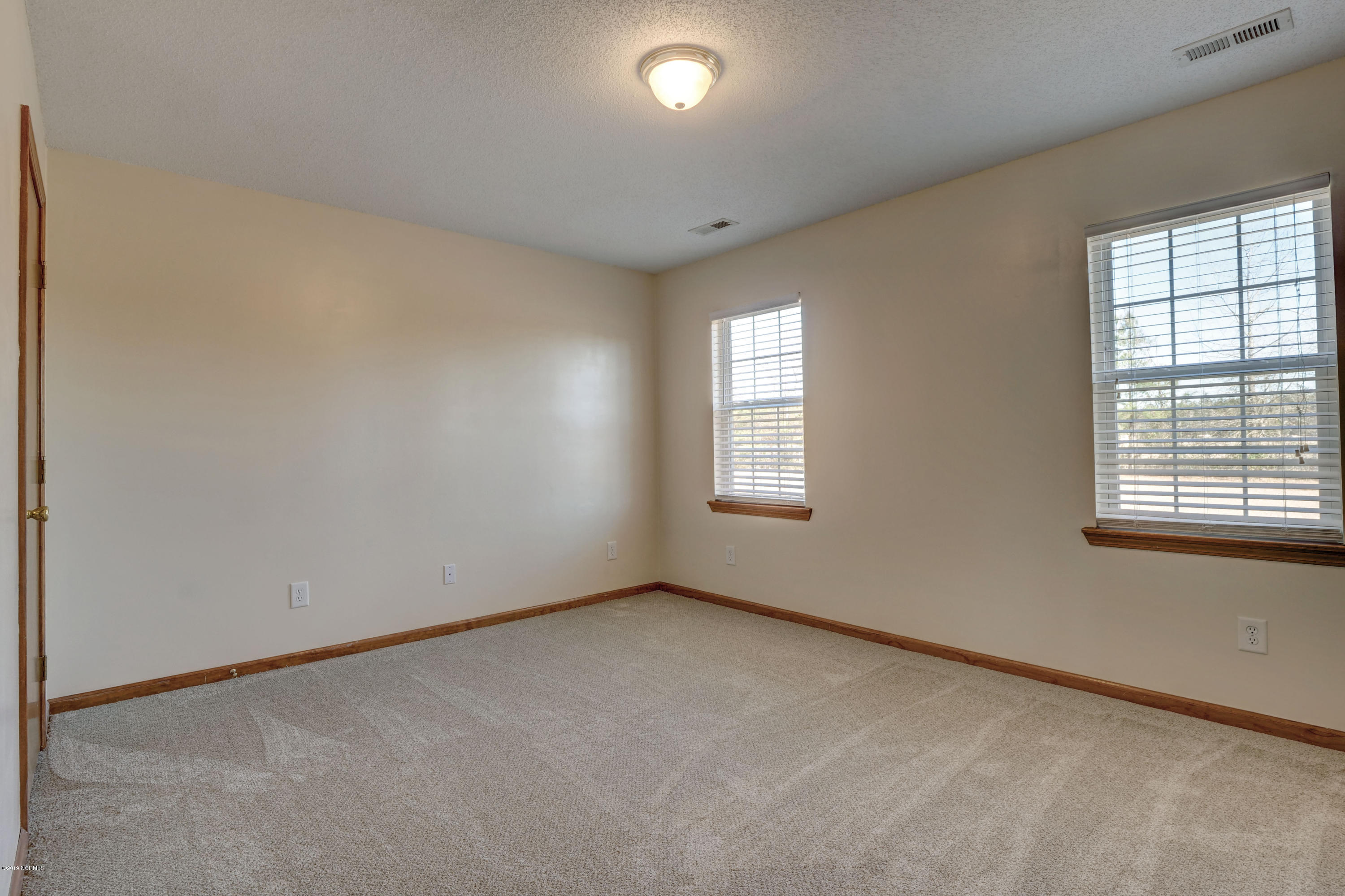 111 Poplar Ridge Road Jacksonville, NC 28546 - Photo 18 of 32 111 Poplar Ridge Rd-print-018-10-P307708