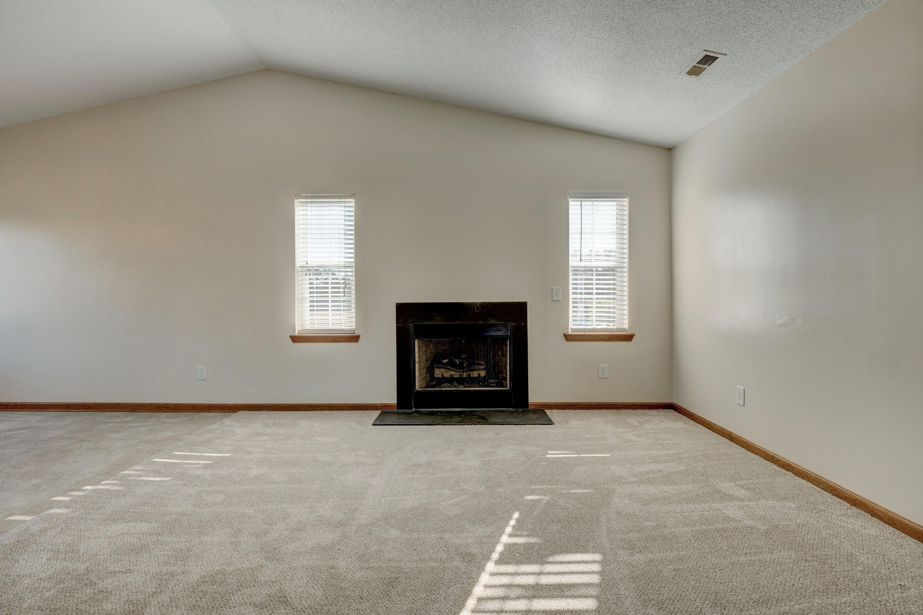 111 Poplar Ridge Road Jacksonville, NC 28546 - Photo 8 of 32 111 Poplar Ridge Rd-print-008-3-P3066964
