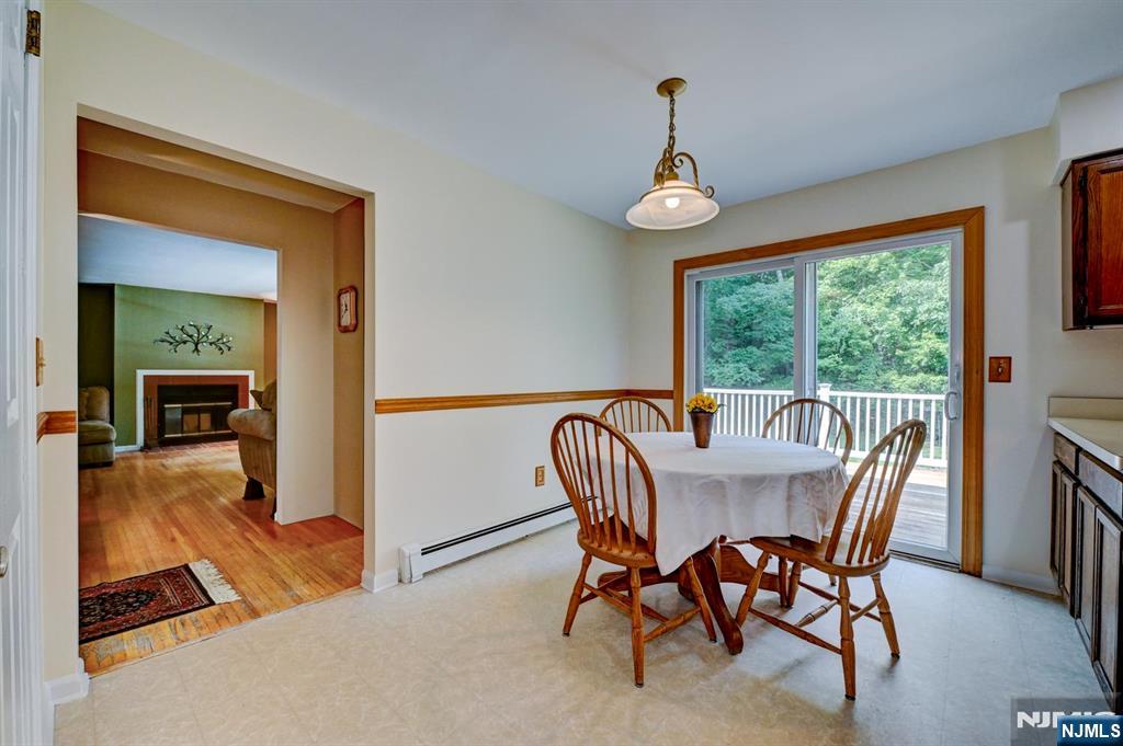 2 Pembroke Court Oak Ridge, NJ 07438 - Photo 12 of 28 Gallery Image 12