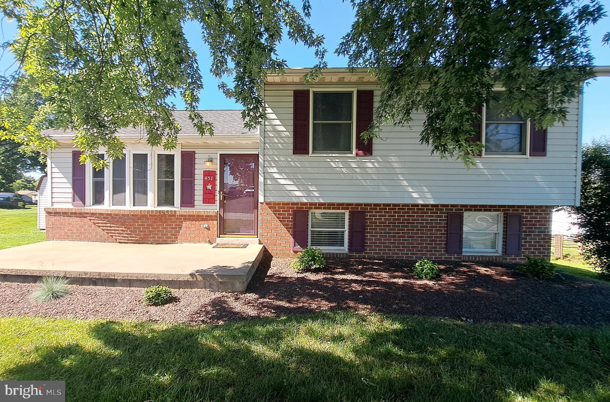 451 Clover Lane Hanover, PA 17331 - Photo 1 of 74