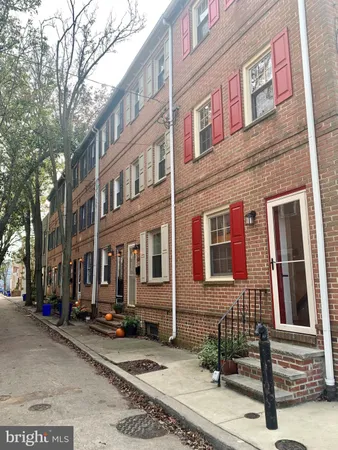 $2,550 | 838 Kater Street, Philadelphia, PA 19147