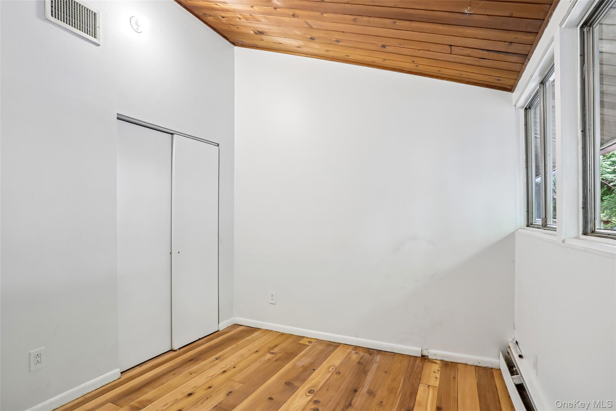 951 Haverstraw Road Suffern, NY 10901 - Photo 16 of 29 Gallery Image 16