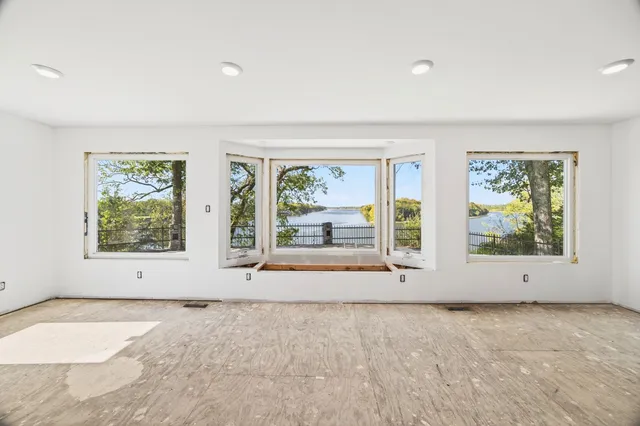 $795,000 | 1295 Covenant Cove Lane, Bath Springs, TN 38311