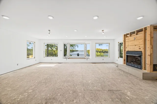 $795,000 | 1295 Covenant Cove Lane, Bath Springs, TN 38311