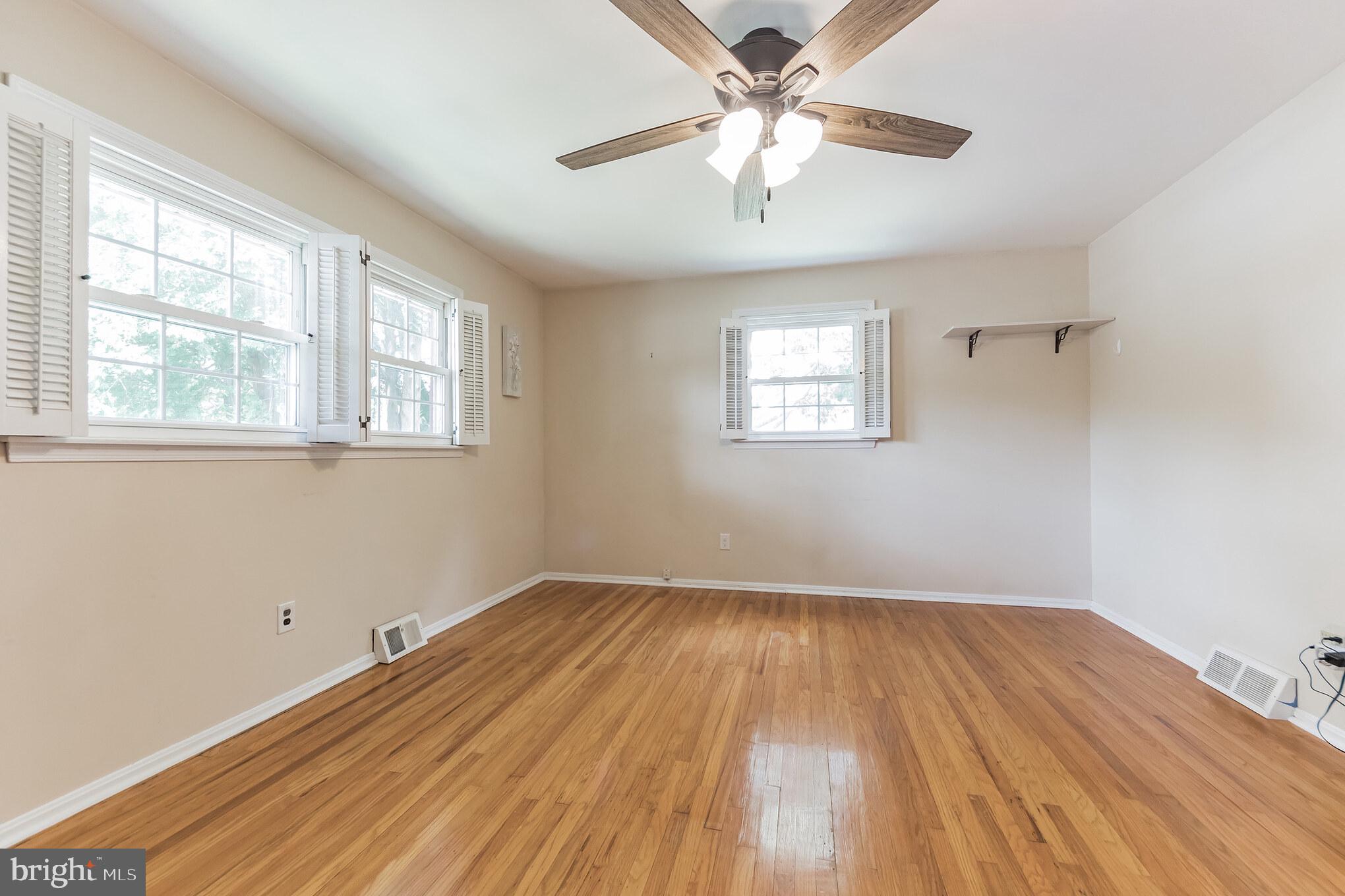 3112 Hayes Road Norristown, PA 19403 - Photo 18 of 32 Gallery Image 18