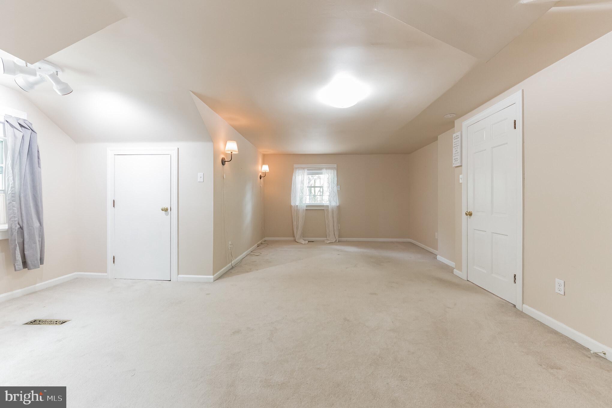 3112 Hayes Road Norristown, PA 19403 - Photo 21 of 32 Gallery Image 21