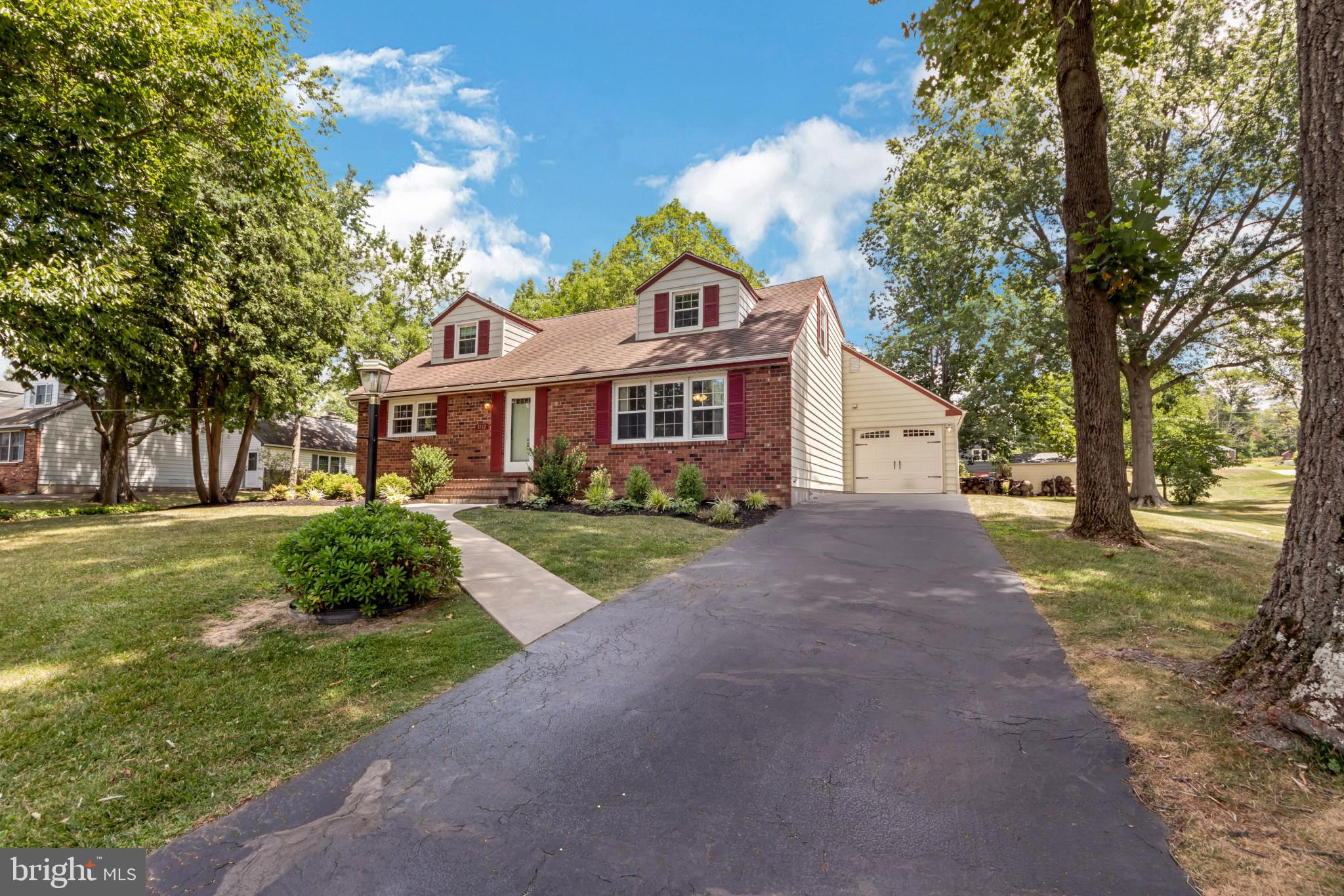 3112 Hayes Road Norristown, PA 19403 - Photo 3 of 32 Gallery Image 3