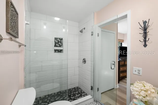 $585,000 | 36 Deallyon Avenue, Unit 38, Hilton Head Island, SC 29928