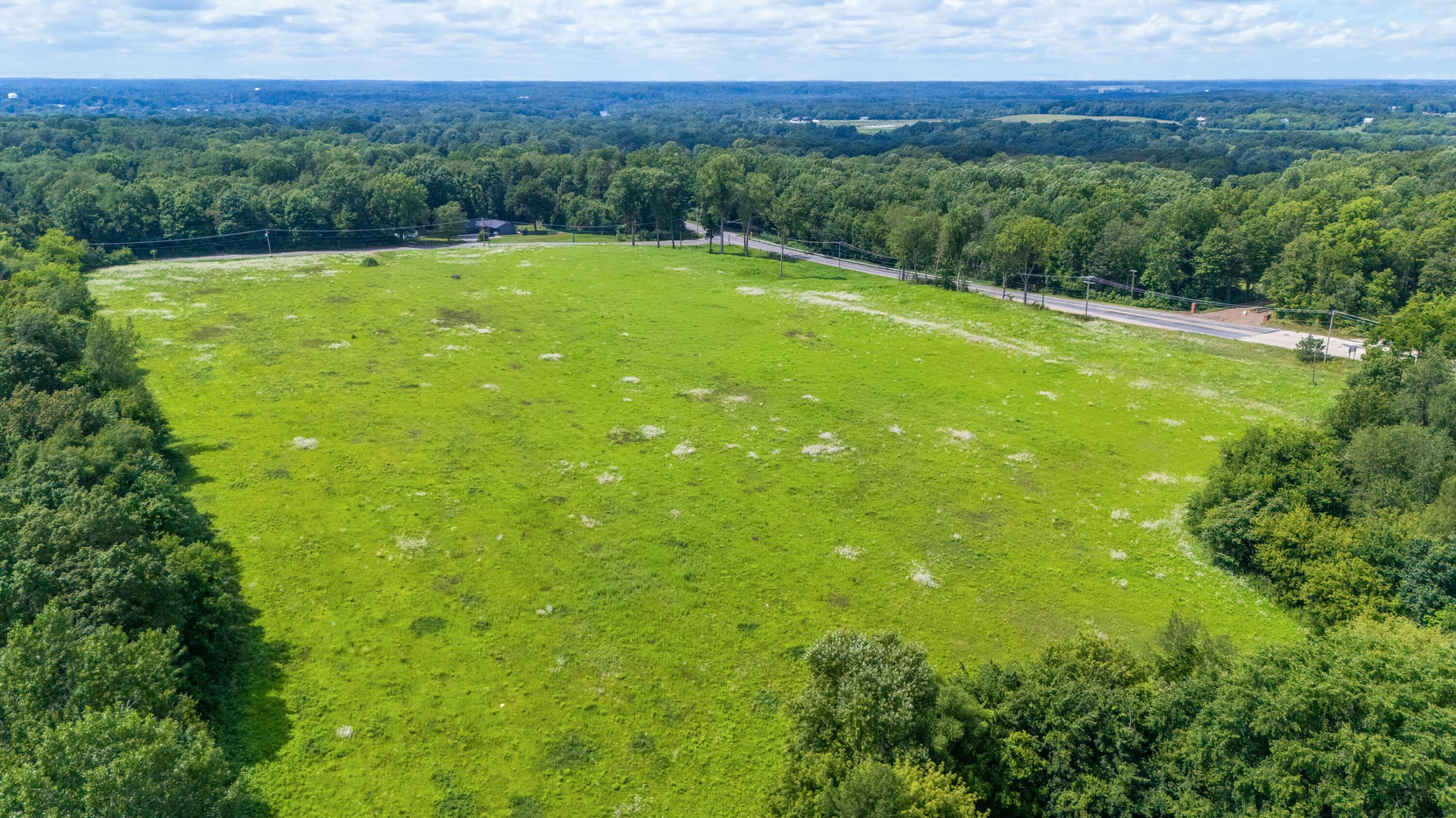 Mayflower Road Niles, MI 49120 - Photo 9 of 22 29DJI_20260807145537_0015_D