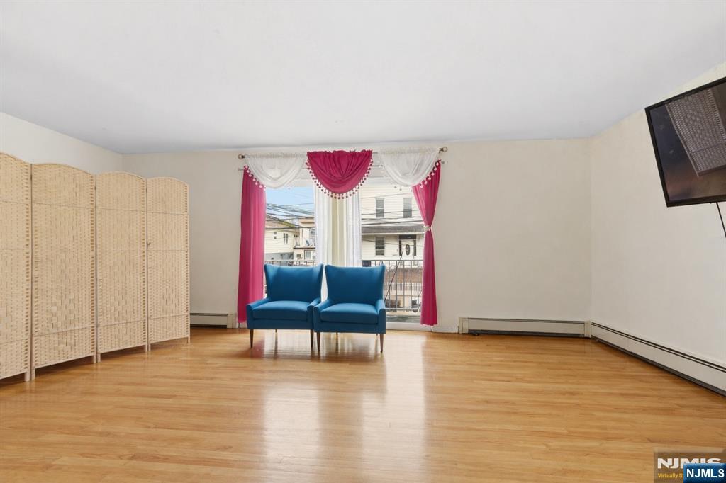 412 Walker Street Fairview, NJ 07022 - Photo 14 of 44