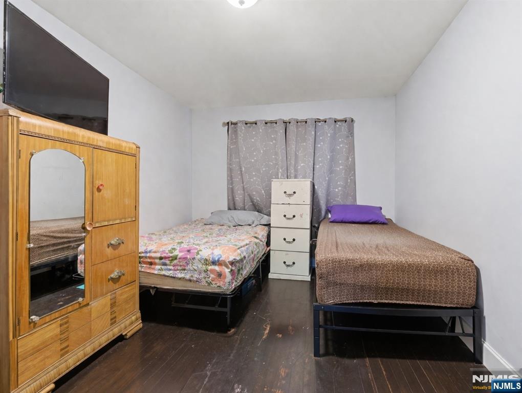 412 Walker Street Fairview, NJ 07022 - Photo 19 of 44