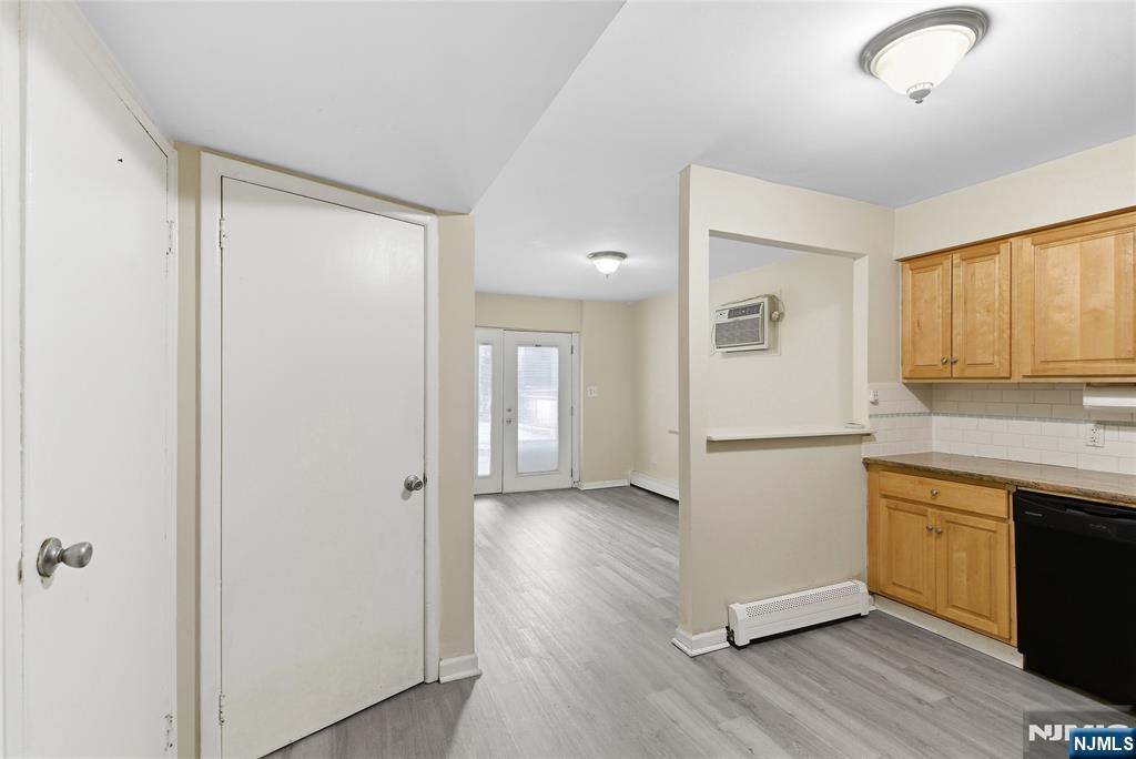 412 Walker Street Fairview, NJ 07022 - Photo 25 of 44