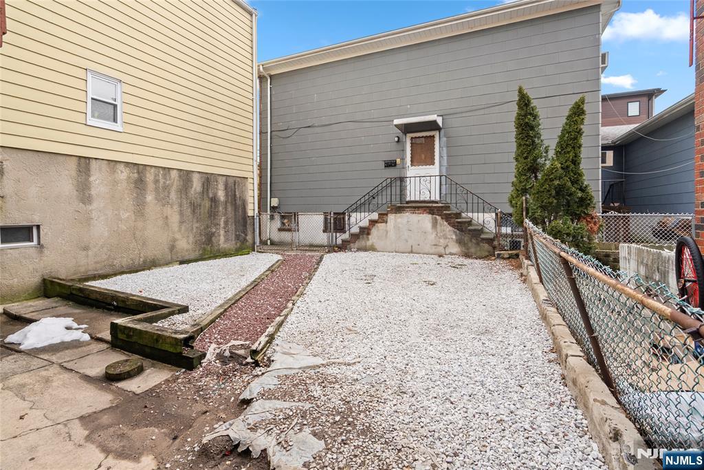 412 Walker Street Fairview, NJ 07022 - Photo 34 of 44