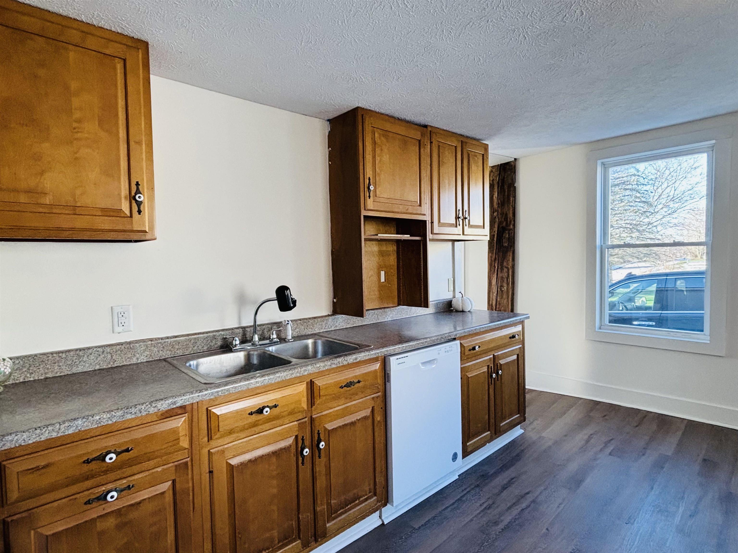 293 Central Street Sheldon, VT 05483 - Photo 3 of 44