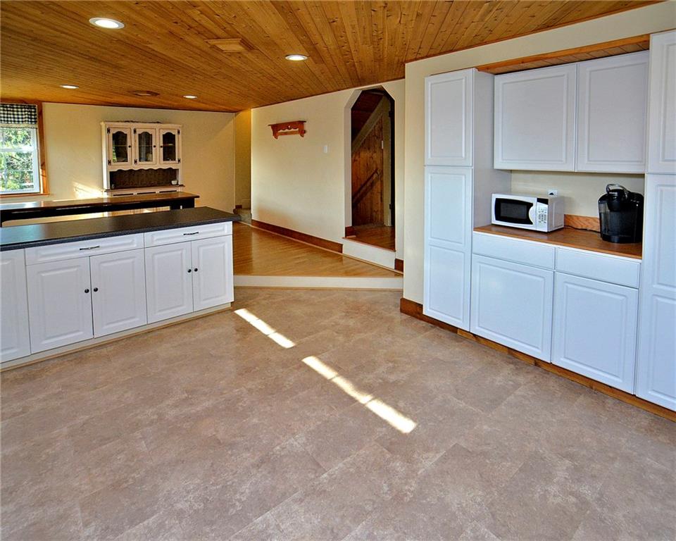 736 Donohoe Road Latrobe, PA 15650 - Photo 3 of 23 Gallery Image 3