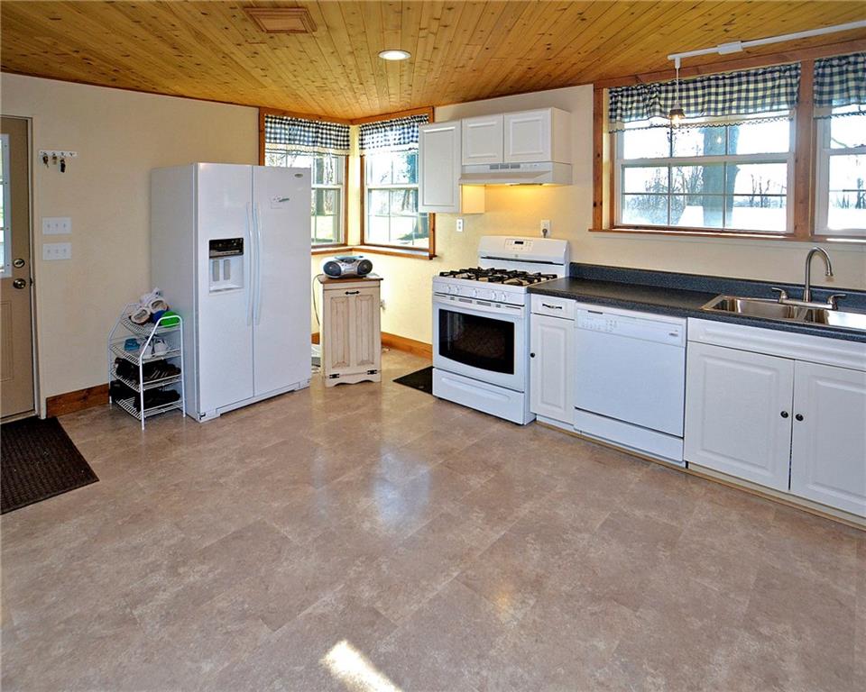 736 Donohoe Road Latrobe, PA 15650 - Photo 5 of 23 Gallery Image 5