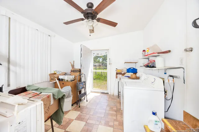 $83,357 | 418 North Cedar Street, Pearsall, TX 78061