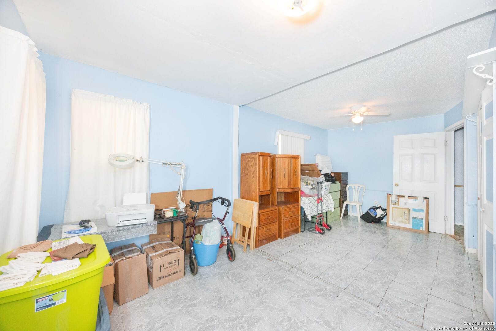 418 North Cedar Street Pearsall, TX 78061 - Photo 6 of 28