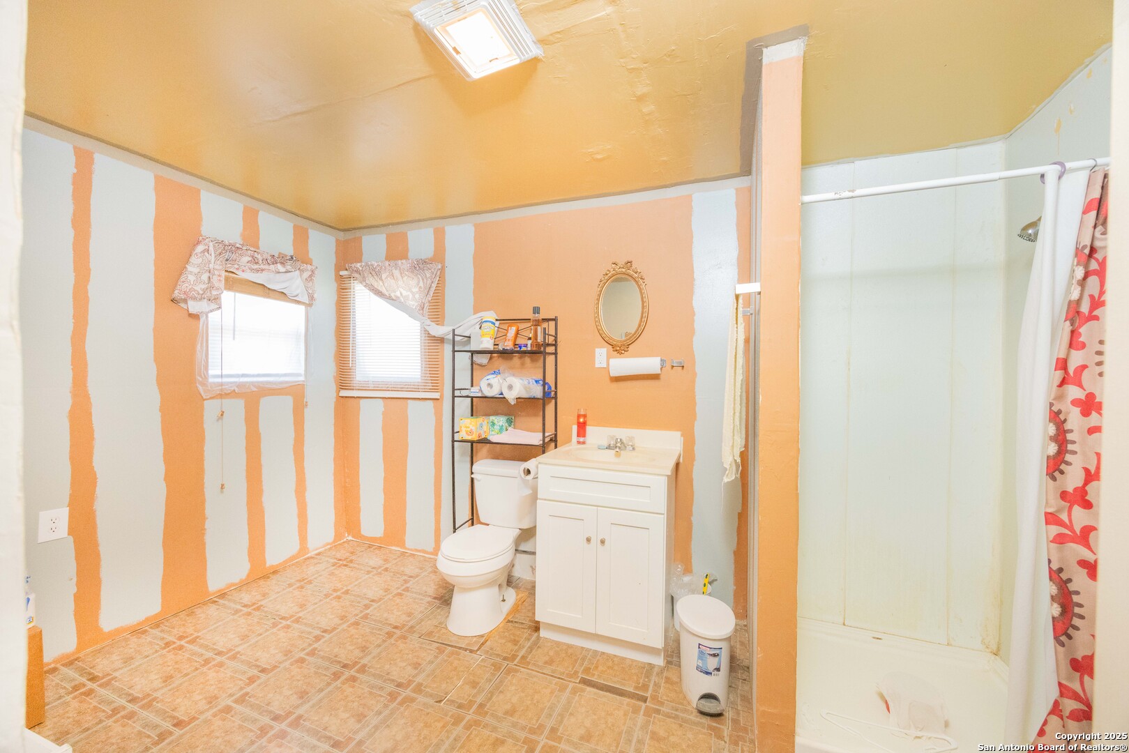 418 North Cedar Street Pearsall, TX 78061 - Photo 8 of 28