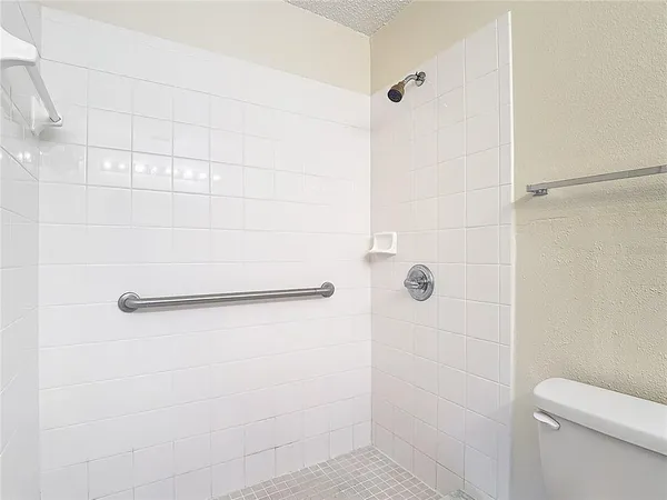$1,700 | 50989 Highway 27, Unit 174, Davenport, FL 33897