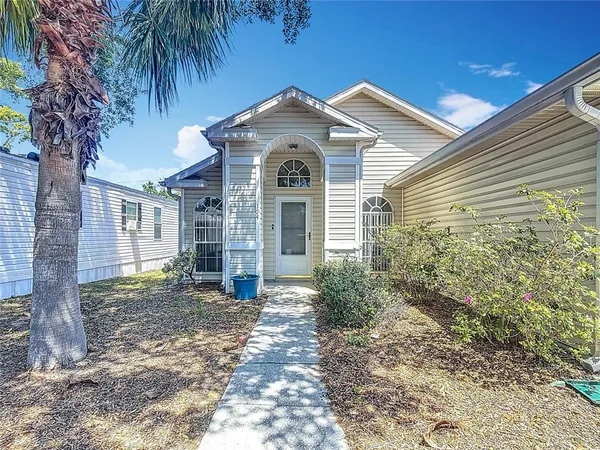 $1,700 | 50989 Highway 27, Unit 174, Davenport, FL 33897